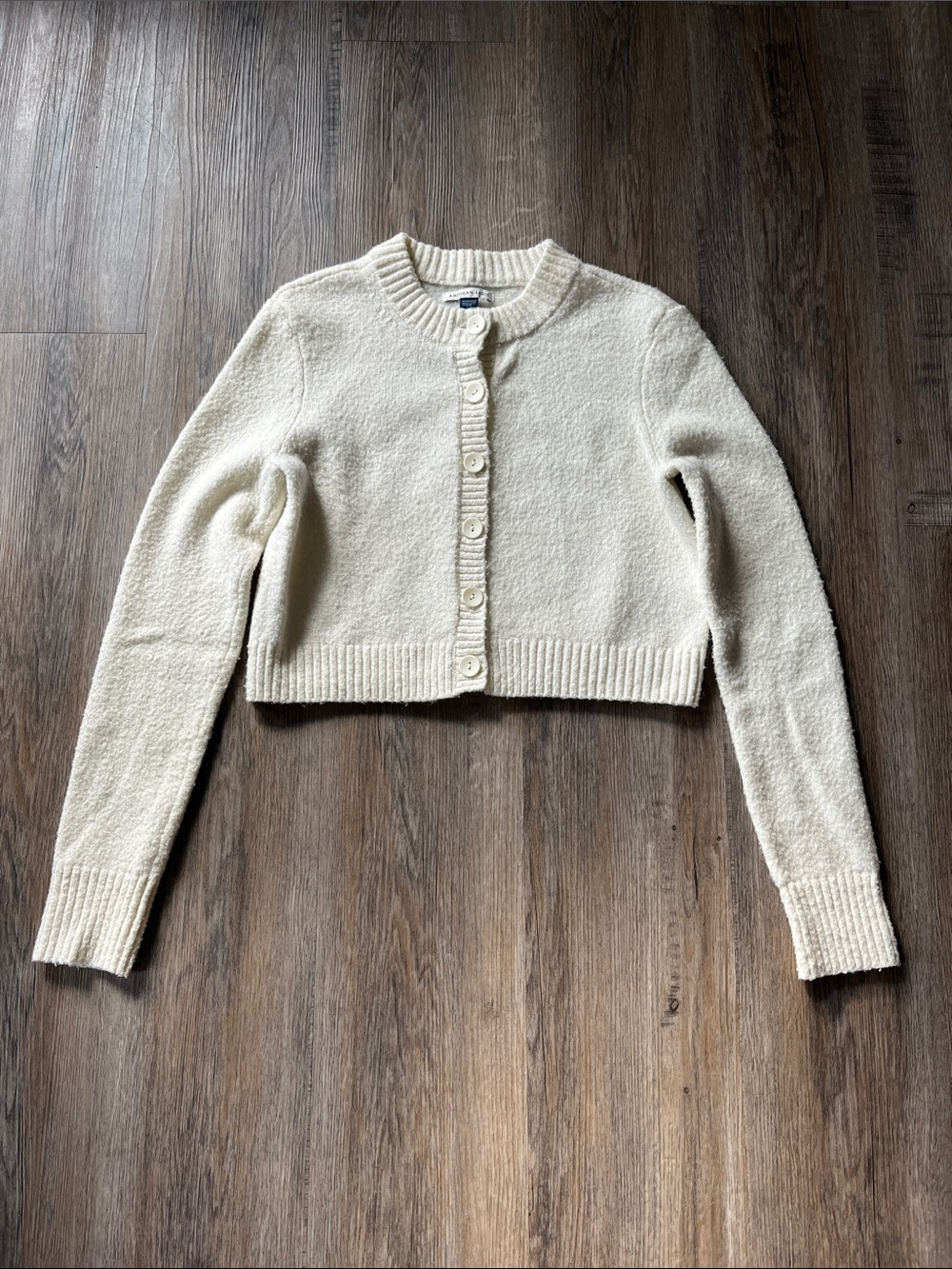 American Eagle Outfitters Cream Button-Front Cropped Cardigan